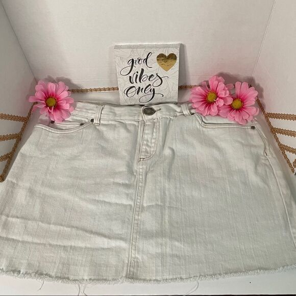 Daisy Fuentes denim skirt - Picture 1 of 8